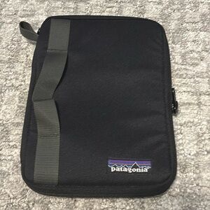 Patagonia padded mini I-pad  zipper case